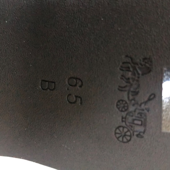 Coach Sandals 6.5B - Picture 8 of 12